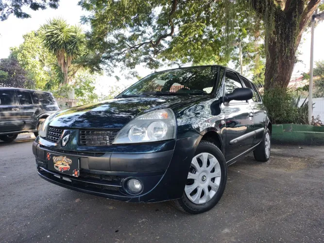 Renault Clio RT/ Privilège 1.6 16V 5P 2004