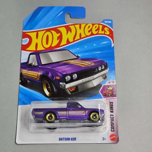 Hot Wheels Datsun 620 Picape Roxa JDM 2026 1 64