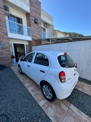 Nissan March S 1.0 16V Flex Fuel 5P 2013