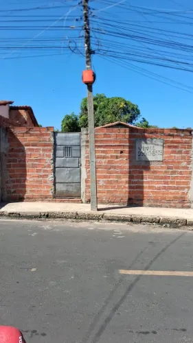 Terreno com casa