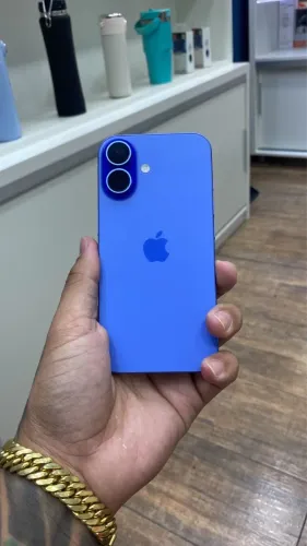 iPhone 16