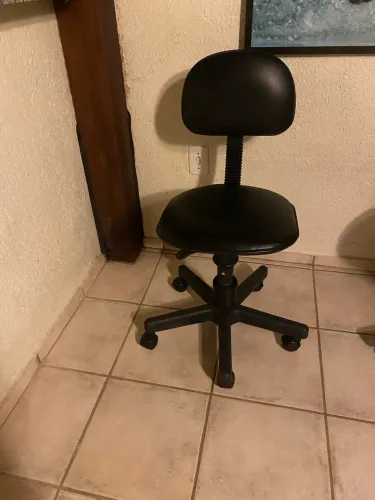 Cadeiras escritório pequena - giratória