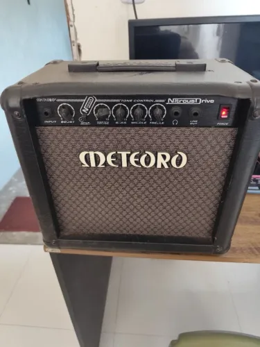 Cubo de guitarra meteoro nitrous drive
