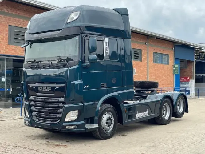 DAF XF 480 6X2 2024 TETO ALTO - 304 MIL KM - KIT AERODINÂMICO + DETALHES EM BLACK PIANO