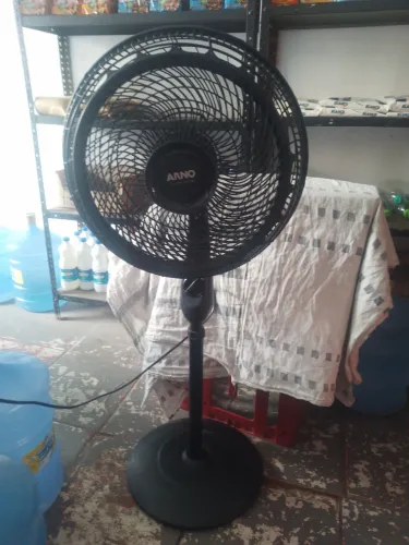Ventilador de pé