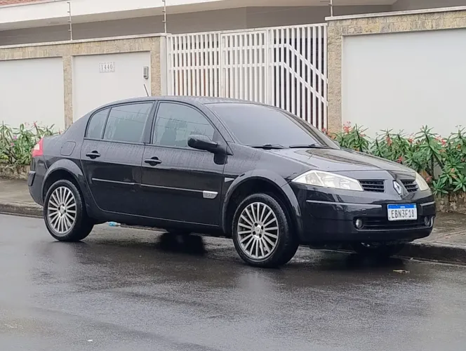 Renault Megane Sedan Dynamique Hi-flex 1.6 16V 2009