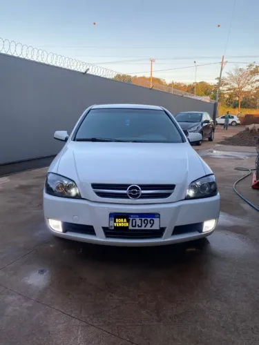 Chevrolet Astra Sedan/ GL Sedan 1.8 MPFI 4P (álcool) 2003