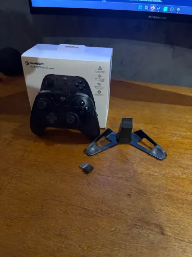 Controle Gamer Gamesir Cyclone 2 - NOVO
