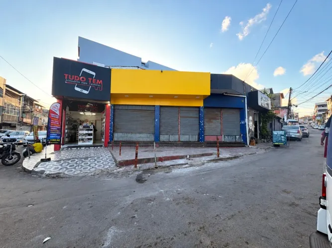 LOJAS BEM LOCALIZADAS E MOVIMENTADAS EM ITAPUA
