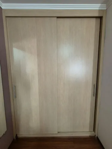 Guarda-roupa + Escrivaninha MDF Bege