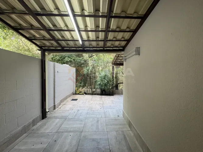 Apartamento com 2 quartos, 1 vaga, 67 m² com quintal privativo em Balneário de Carapebus