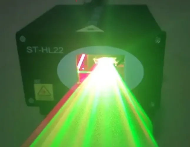 Canhão Projetor Laser Show HL-22 (Jogo de Luz para Festas/DJ)
