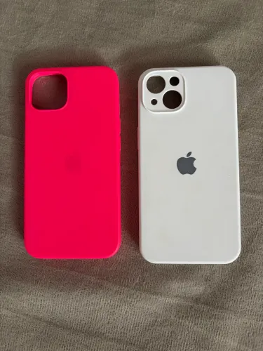 2 Capinhas Iphone 13 branca e rosa pink