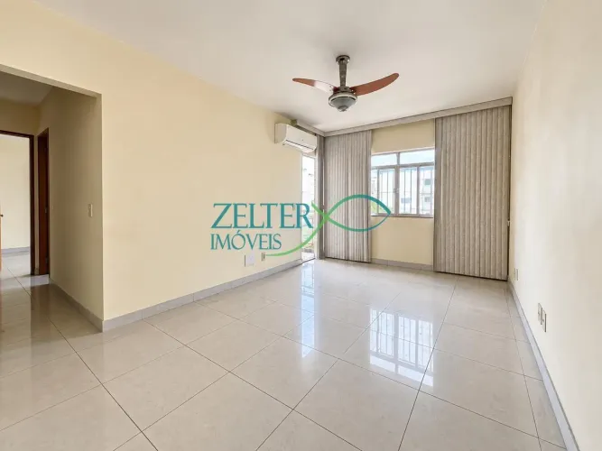 Apartamento à venda na Rua Padre Manuel Viegas na Vila da Penha, 2 quartos(uma suíte), var