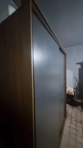 Vendo guarda roupa de solteiro!