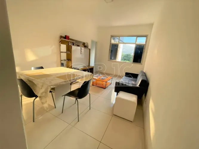 Imóvel para venda possui 71 metros quadrados com 2 quartos em Rio Comprido - Rio de Janeir