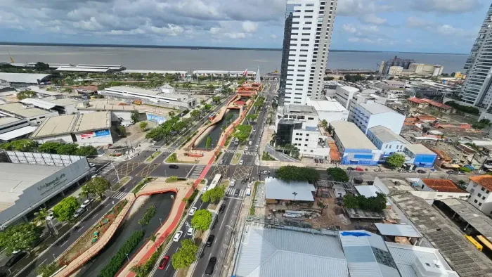 Daniel Pereira ImobVende eAluga:Ed.395Place,4Suítes,5Bnhrs,2Vgs,202m²,R$3.000.000Venda/R$1