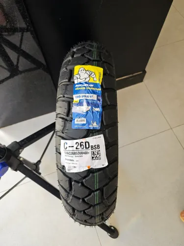 Pneu Moto Big Trail Michelin Anakee Adventure 150/70 R17 - novo,  0km, nunca montado. 