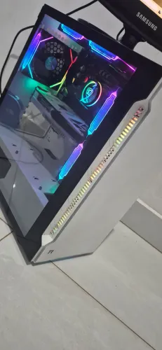 Pc Gamer High End i5 14a 32gb ddr5 5600mhz rtx4060 8gb nvme 1t WC 360mm rodando tudo