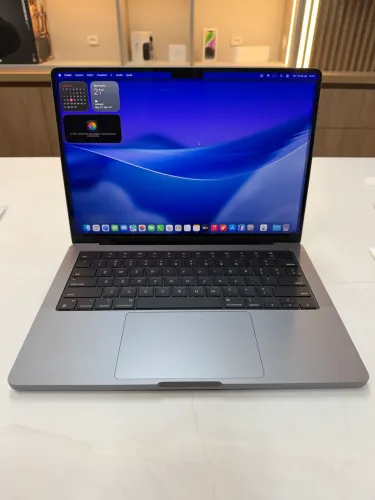 MacBook Pro 14" M3 8GB 1TB 2023 - Cinza espacial - Semi Novo