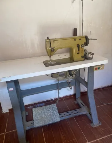 Máquina de Costura Reta Singer Semi-industrial