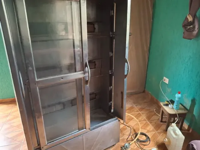 MÁQUINA DE ASSAR FRANGO - 30 UNIDADES 