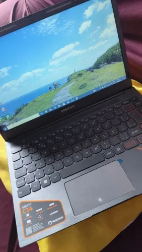 Vendo notebook novo na garantia ainda 1600 R$
