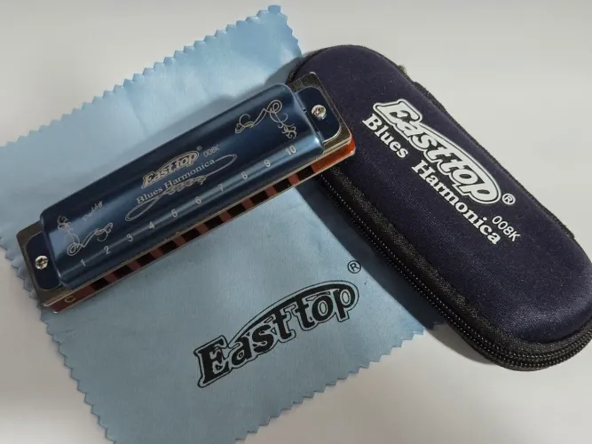 Gaita Blues Harmônica em C Easttop 008K Paddy