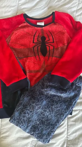 Pijama infantil plush