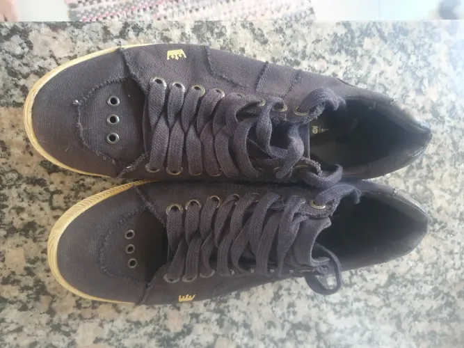 Sapatenis Osklen Original numeração 42