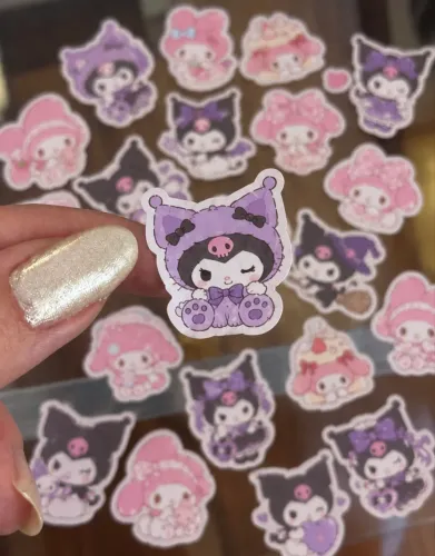 kit adesivos my melody e kuromi