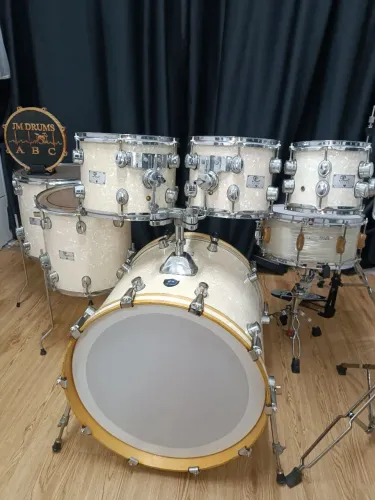 Bateria planet seven 3 tons e 2 surdos