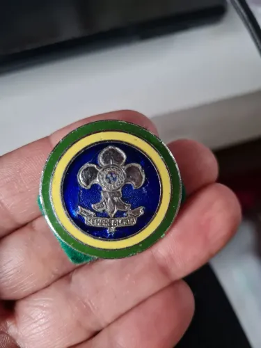 Pin escoteiro antigo