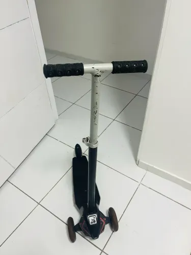 Vendo patinete infantil