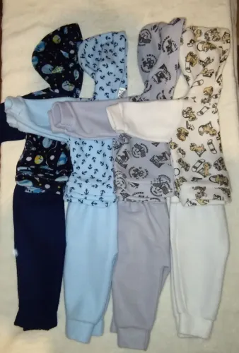 4 conjunto de frio. 3-6 meses menino