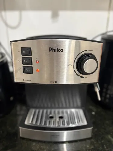 Cafeteira espresso Philco 15 bar