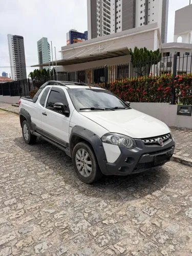 Fiat Strada Adventure 1.8/ 1.8 Locker Flex CE 2014