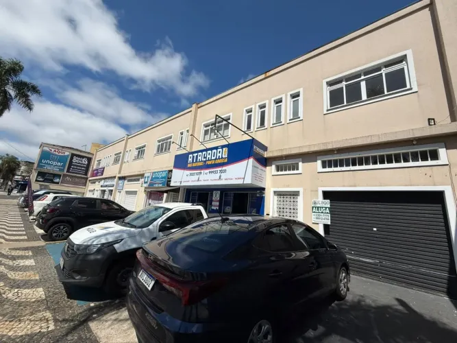 SALA COMERCIAL PARA LOCAÇÃO NO CENTRO