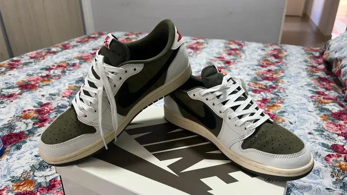 Nike air Jordan 1 Travis Scott Olive Green