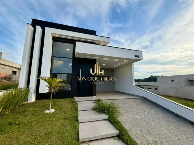 Casas de Condomínio para venda com Piscina e 3 quartos, 143 m² - Condominio Reserva Ipanem