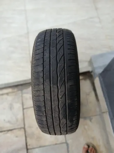 Pneu 16