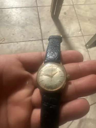 Relógio suíço antigo 