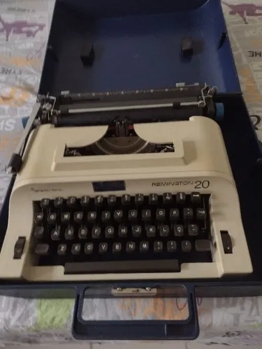Máquina de escrever