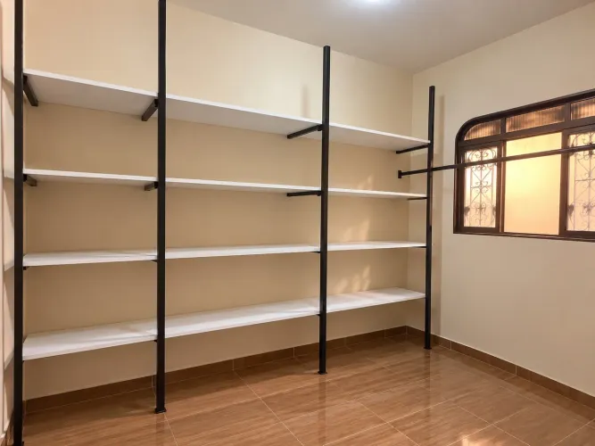 Closet para quartos ou despensas