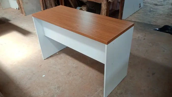 Escrivaninhas 100% MDF