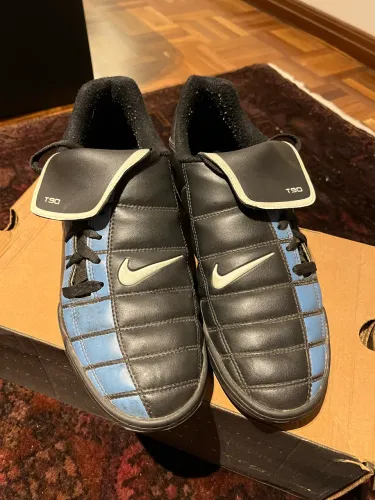Chuteira nike total 90 