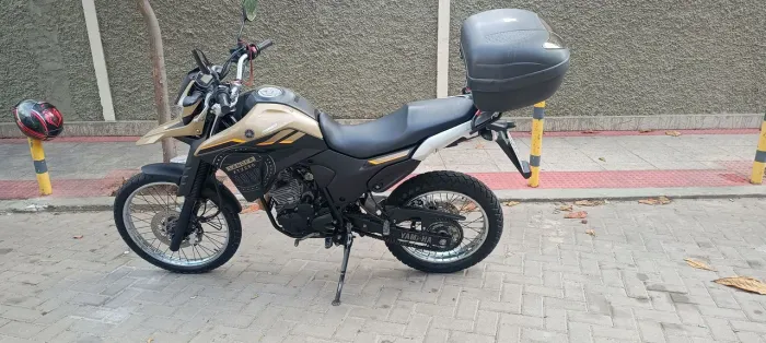 Yamaha XTZ Lander 250 2023 - Único Dono