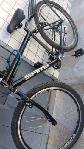 BICICLETA SAMY ARO 26 SEMI NOVA
