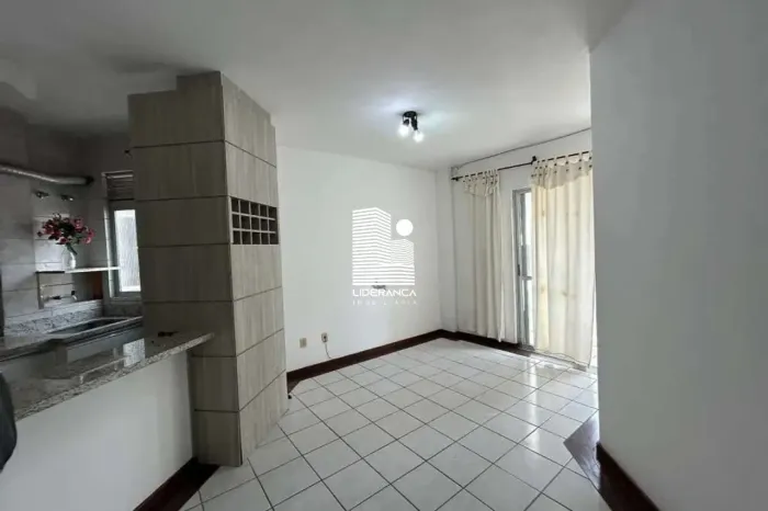 Apartamento, Estreito, 02 Dormitórios/01 Suíte