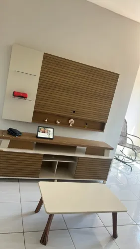 Vendo Painel com rack e centro 